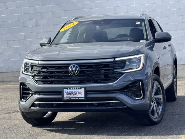 2024 Volkswagen Atlas Cross Sport 2.0T SEL R-Line Image 1 of 38