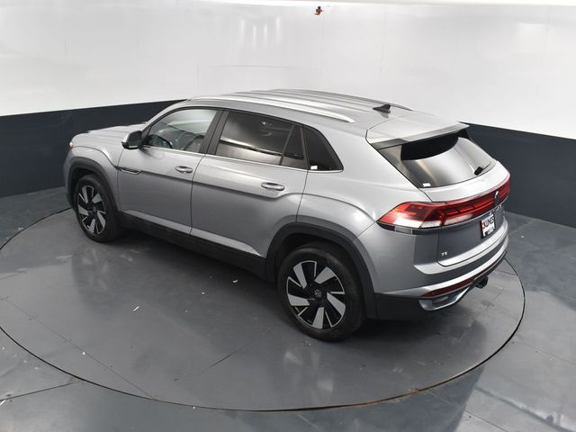 2024 Volkswagen Atlas Cross Sport 2.0T SE Technology Image 19 of 46