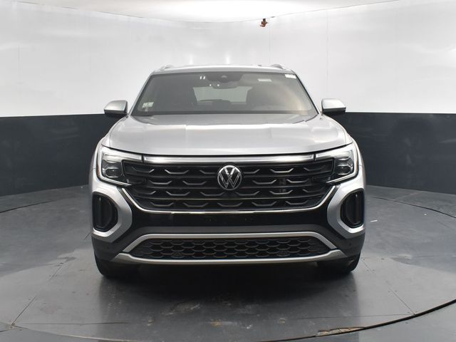 2024 Volkswagen Atlas Cross Sport 2.0T SE Technology Image 4 of 46