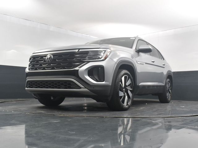 2024 Volkswagen Atlas Cross Sport 2.0T SE Technology Image 1 of 46