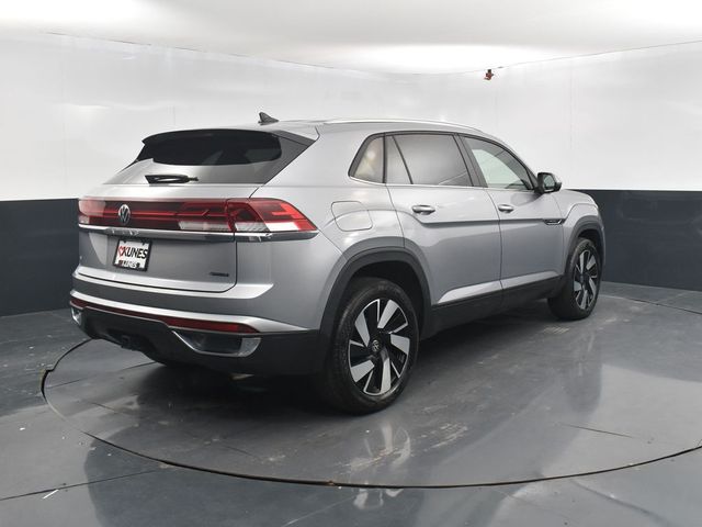 2024 Volkswagen Atlas Cross Sport 2.0T SE Technology Image 15 of 46