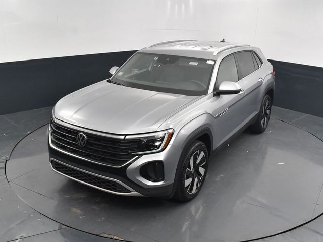 2024 Volkswagen Atlas Cross Sport 2.0T SE Technology Image 3 of 46