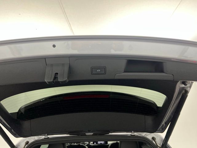 2024 Volkswagen Atlas Cross Sport 2.0T SE Technology Image 34 of 39