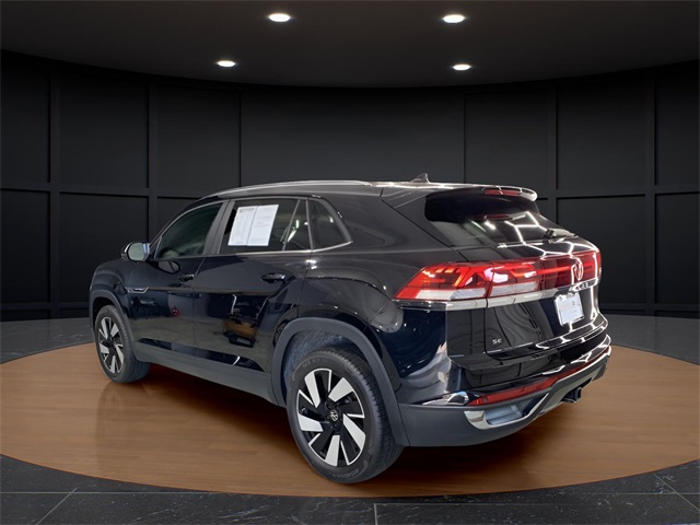 Vehicle image 8 of 43