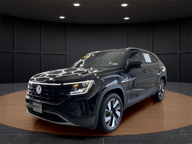 Vehicle image 2 of 43