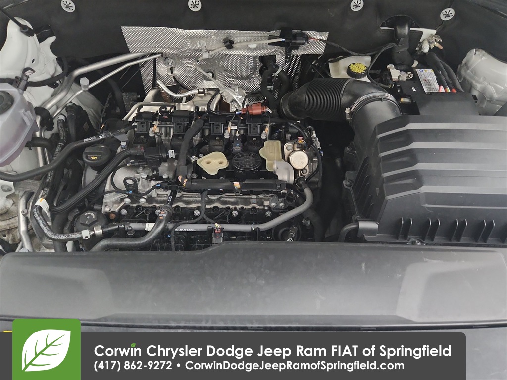 2024 Volkswagen Atlas Cross Sport 2.0T SE Technology Image 30 of 36