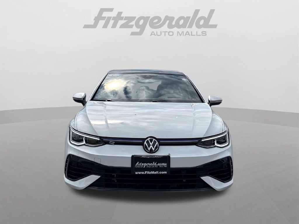 2024 Volkswagen Golf R Base Image 2 of 31