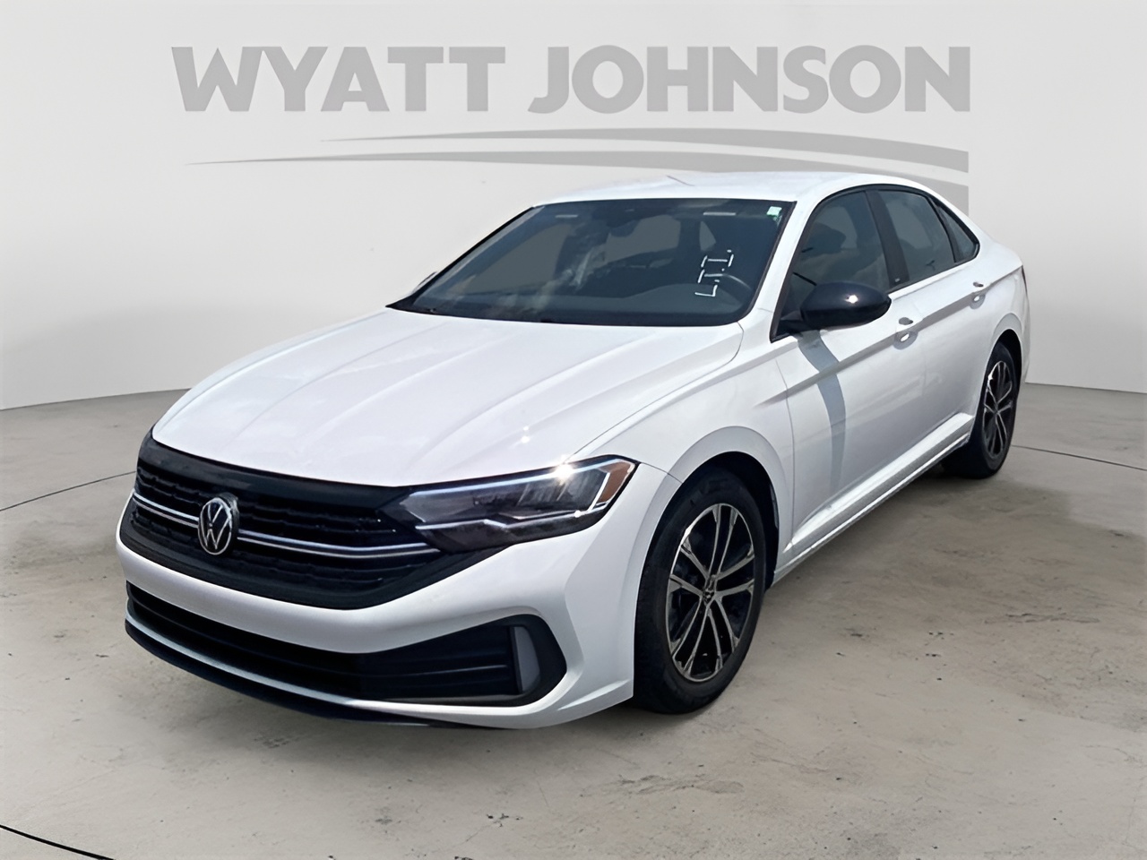 Vehicle image 15 of 25