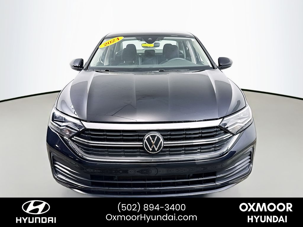 Vehicle image 2 of 29