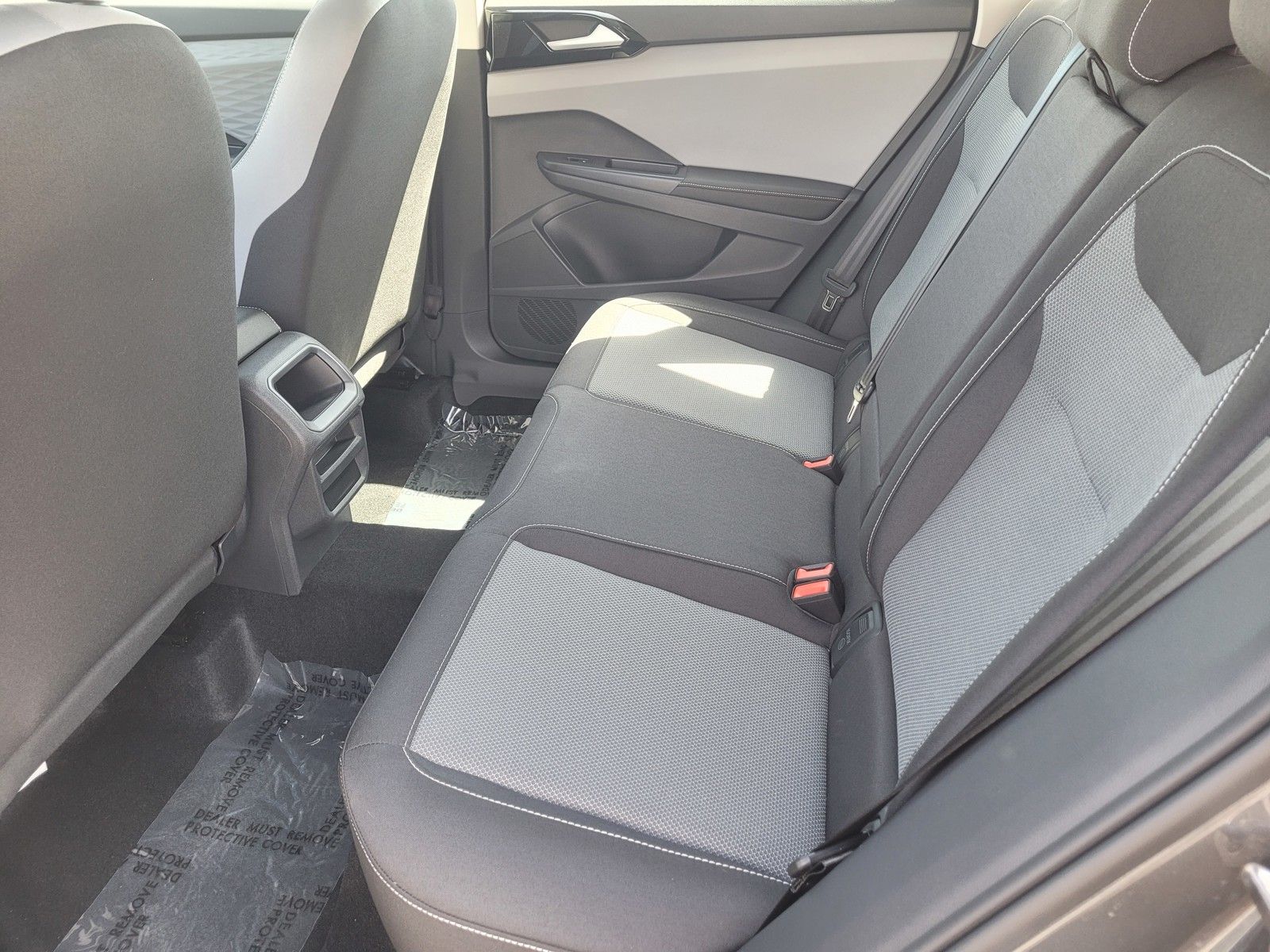 Vehicle image 10 of 17
