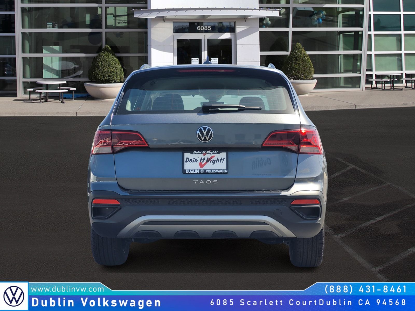 Vehicle image 7 of 17