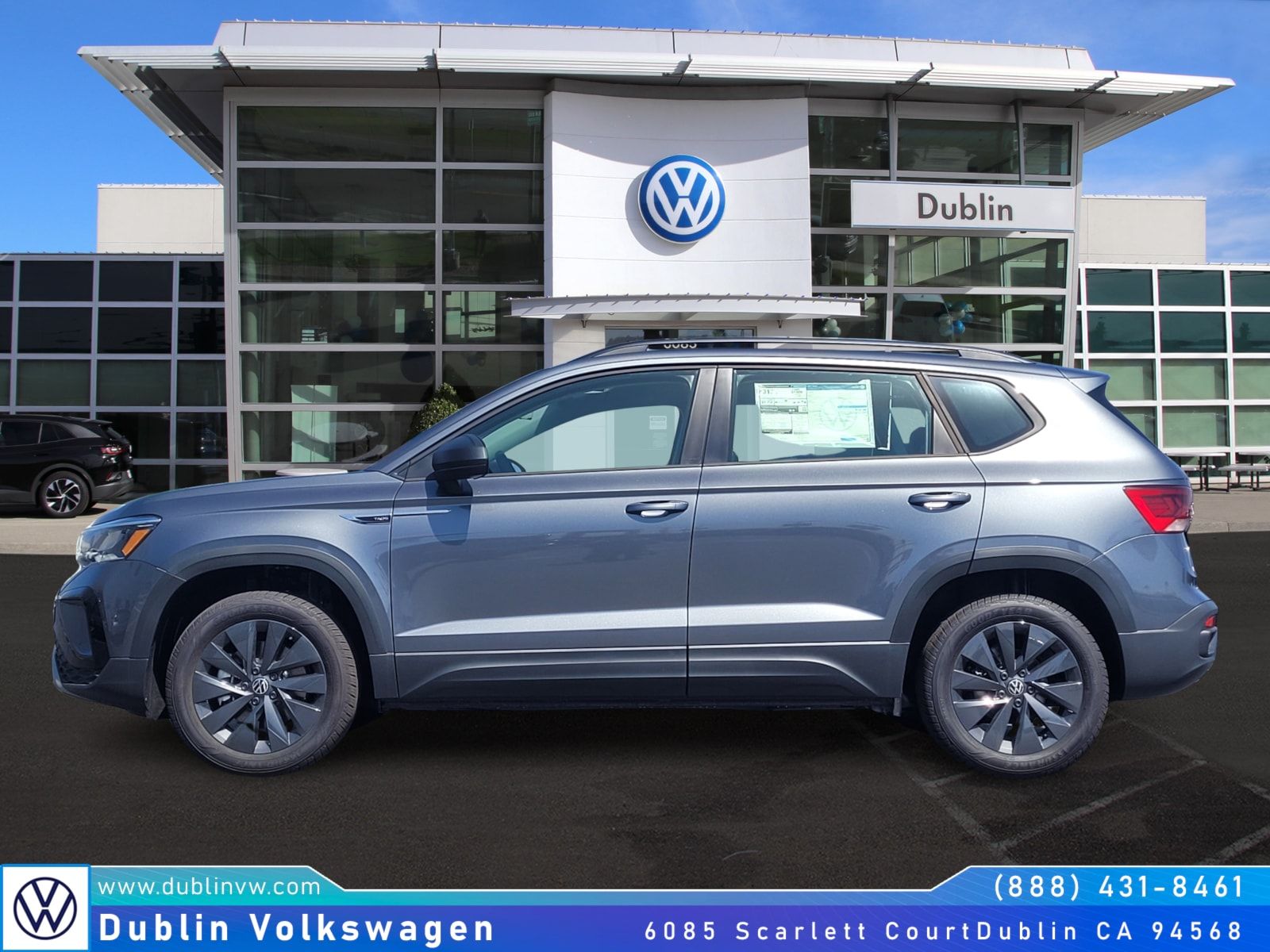 Vehicle image 8 of 17