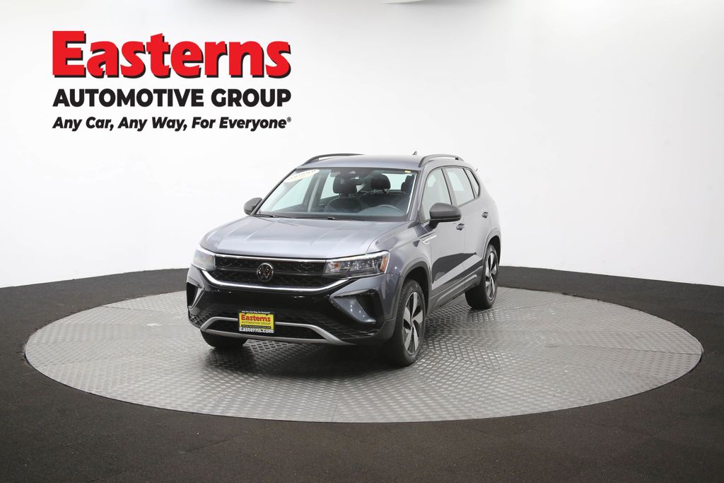2024 Volkswagen Taos S Image 3 of 67