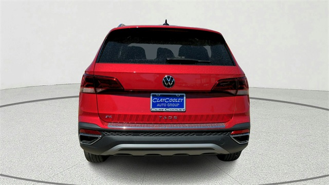 2024 Volkswagen Taos SE Image 21 of 24