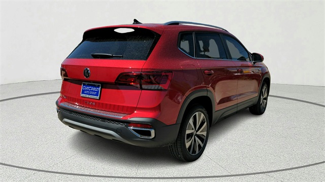 2024 Volkswagen Taos SE Image 5 of 24