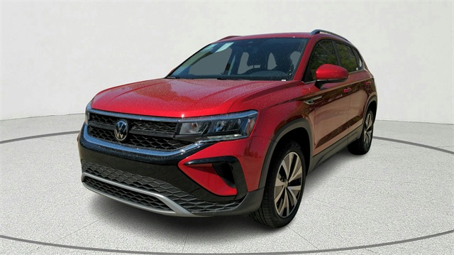 2024 Volkswagen Taos SE Image 1 of 24