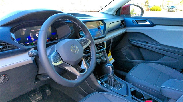 2024 Volkswagen Taos SE Image 13 of 24
