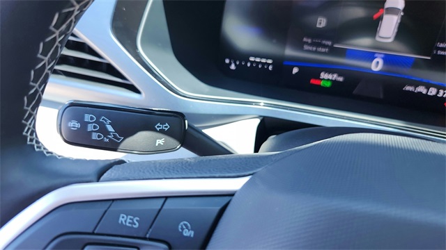 2024 Volkswagen Taos SE Image 50 of 50