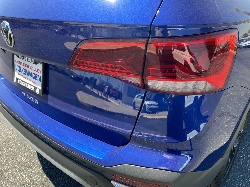 Vehicle image 33 of 33