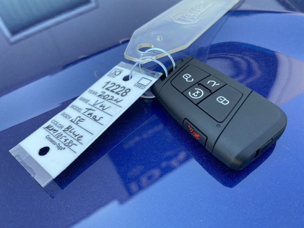 Vehicle image 29 of 33