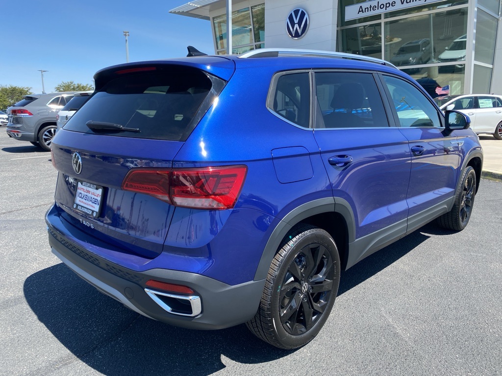 Vehicle image 5 of 33