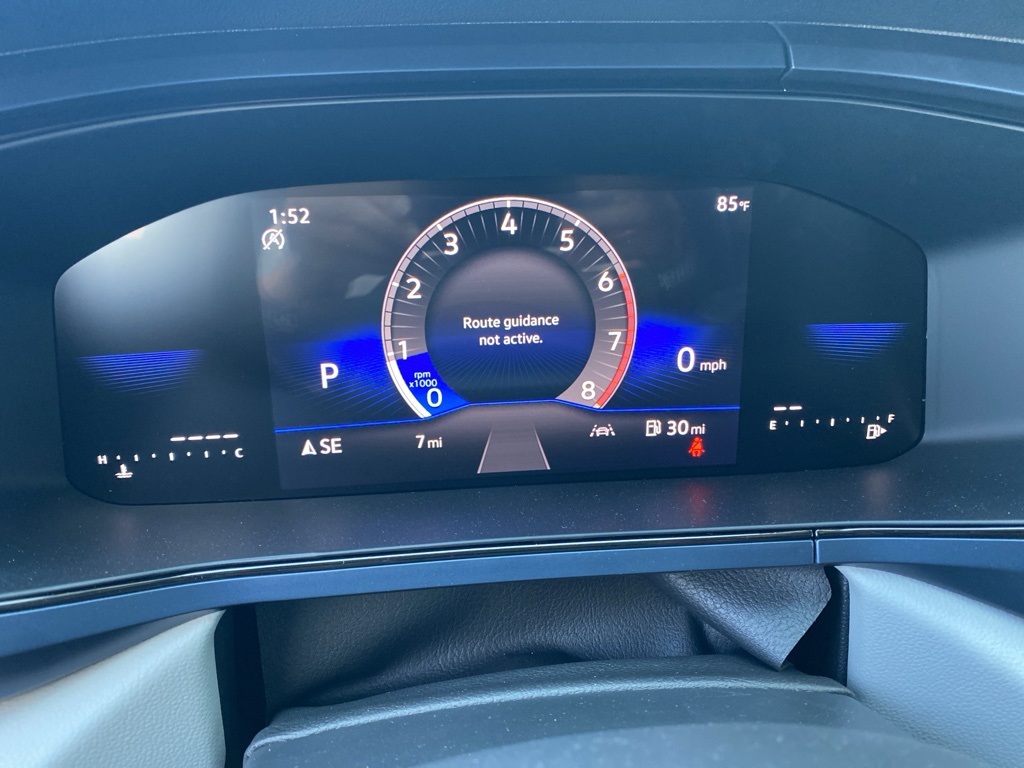 Vehicle image 20 of 33