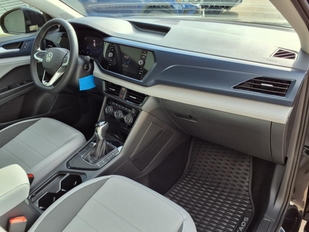 Vehicle image 11 of 20
