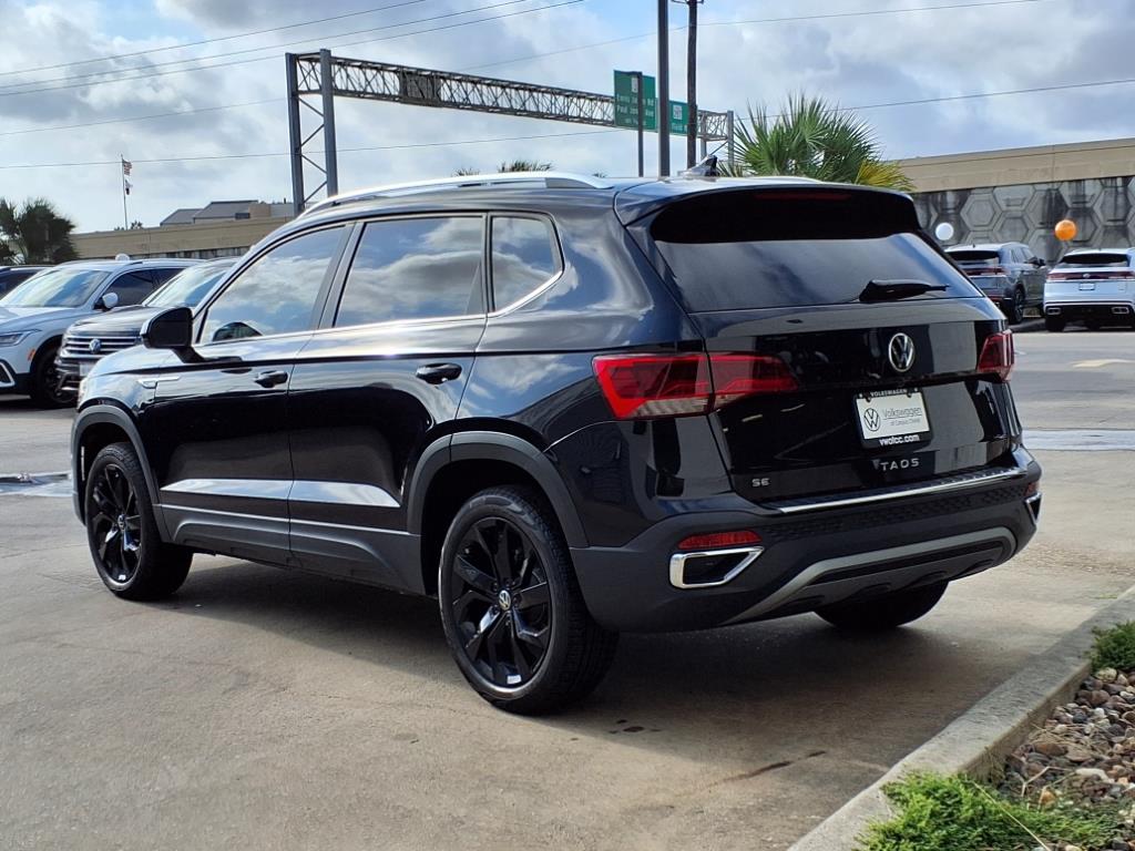 Vehicle image 6 of 20