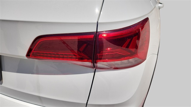 2024 Volkswagen Taos SE Image 37 of 50