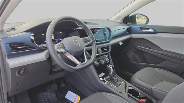 2024 Volkswagen Taos SE Image 16 of 50