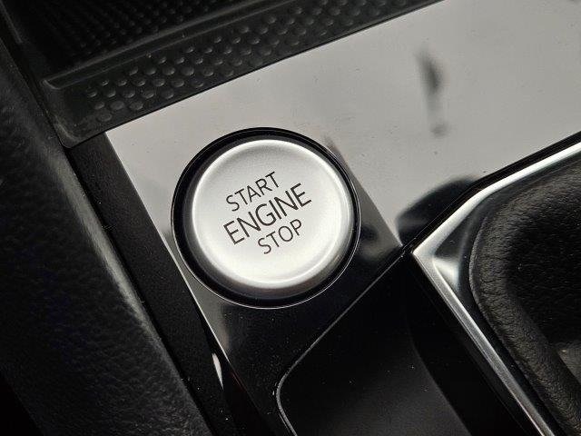 Vehicle image 24 of 27