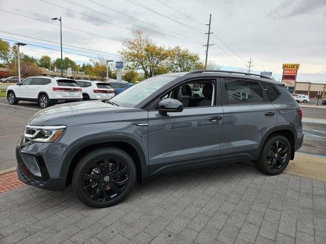 Vehicle image 3 of 27