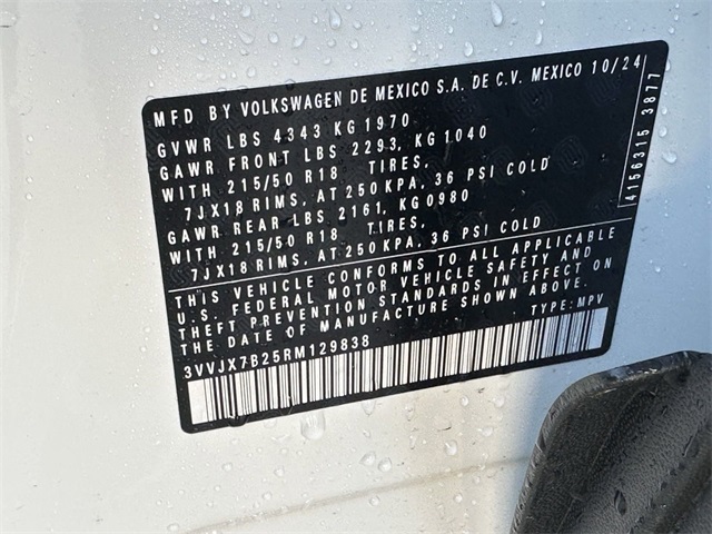 2024 Volkswagen Taos SE Black Image 17 of 17