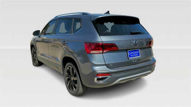 2024 Volkswagen Taos SE Image 7 of 24