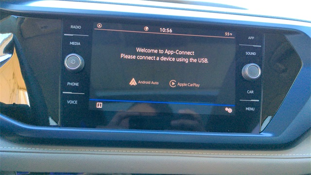 2024 Volkswagen Taos SE Image 16 of 24