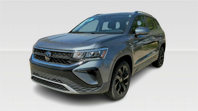 2024 Volkswagen Taos SE Image 1 of 24