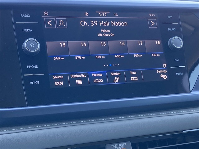 2024 Volkswagen Taos SE Image 16 of 24