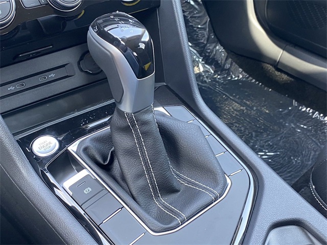 2024 Volkswagen Taos SE Image 20 of 24