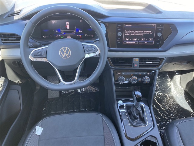 2024 Volkswagen Taos SE Image 9 of 24
