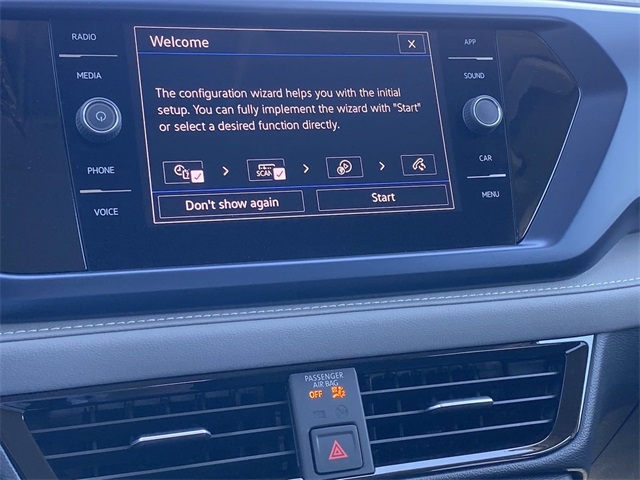 2024 Volkswagen Taos SE Image 14 of 24