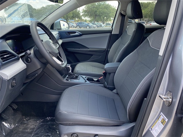 2024 Volkswagen Taos SE Image 22 of 24