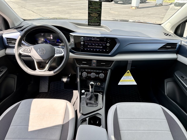 Vehicle image 16 of 30