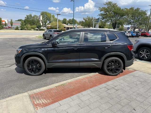 Vehicle image 4 of 30