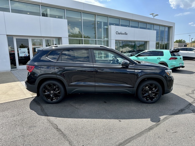 Vehicle image 8 of 30