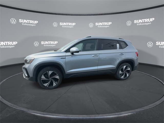 Vehicle image 3 of 47