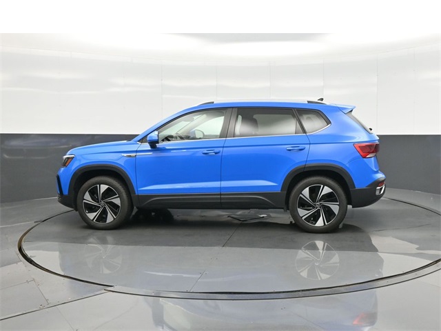 Vehicle image 8 of 36