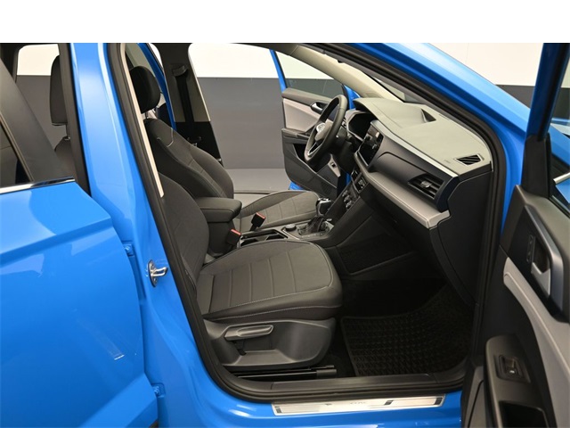 Vehicle image 14 of 36