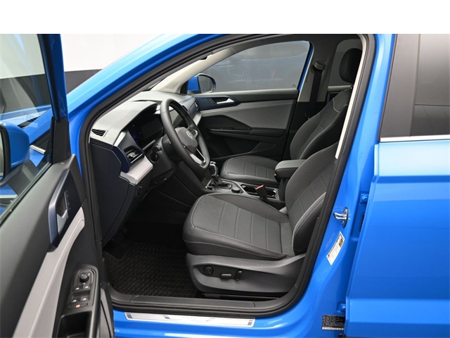 Vehicle image 15 of 36