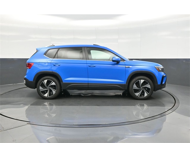 Vehicle image 4 of 36