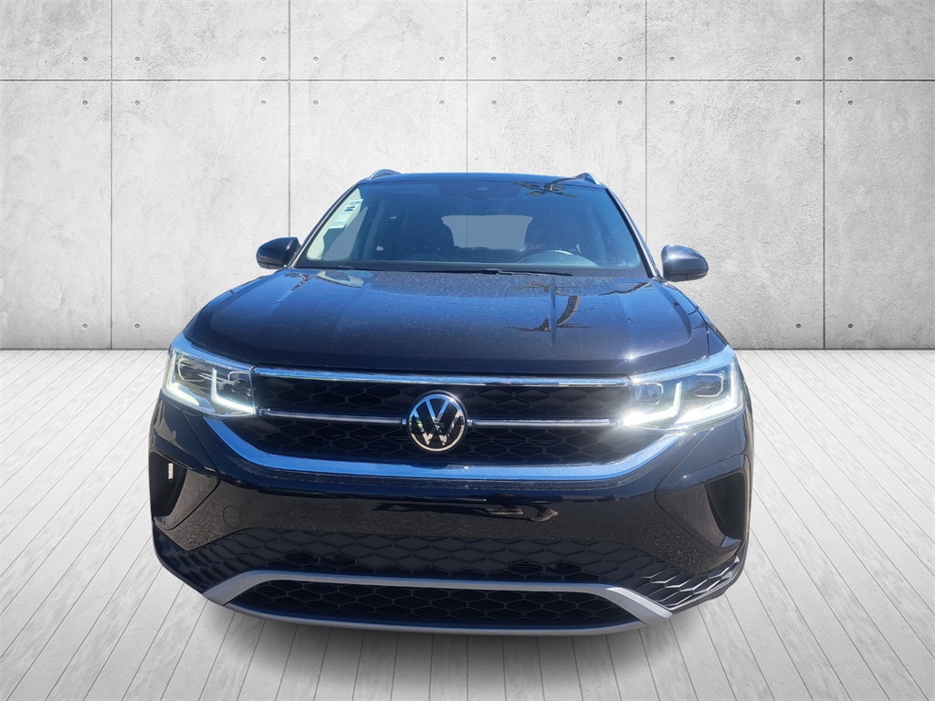 Vehicle image 4 of 30